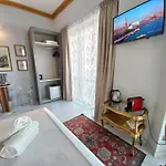 Dorolea Centro 4*