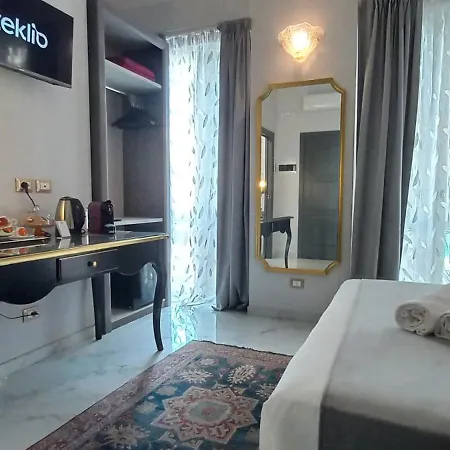 Dorolea Centro Pensión 4*