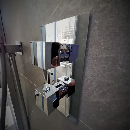 بيت ضيافة Dorolea Centro 4*